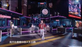 王源跨年咋 “翻车” ？这跑调插曲，易烊千玺却是大放异彩，失望吗